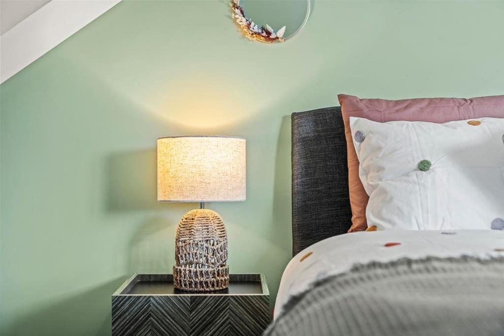 Comfortable Retreat Near City Centre- 1 Bed, 3 Guests Саутгемптон Екстер'єр фото